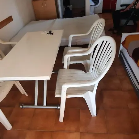 Lavandou Avec Parking Privé Proche Appartement