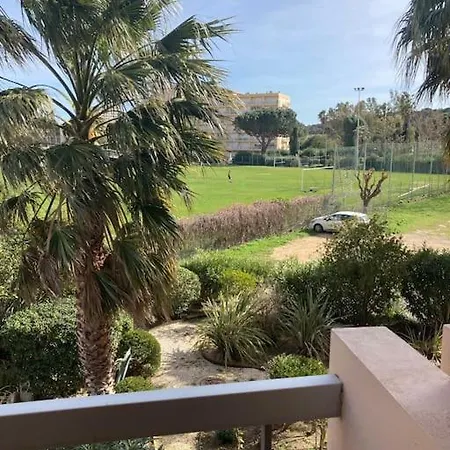 Appartamento Studio lavandou avec parking privé proche mer