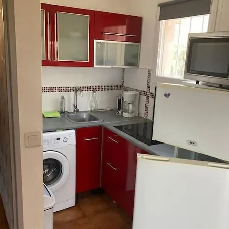 Appartamento Studio lavandou avec parking privé proche mer *