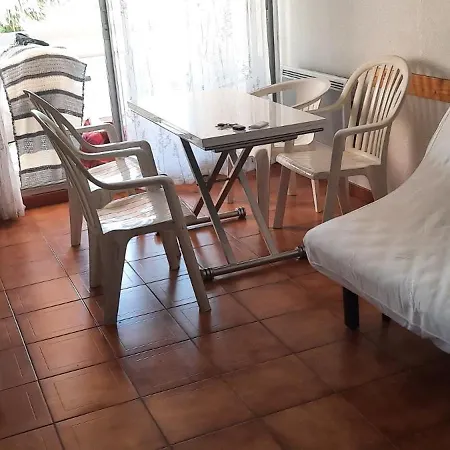 Lavandou Avec Parking Privé Proche * Le Lavandou