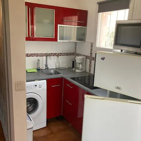 Lavandou Avec Parking Prive Proche Apartment Le Lavandou