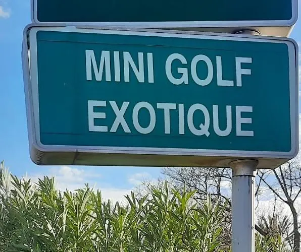 Studio lavandou avec parking privé proche mer *