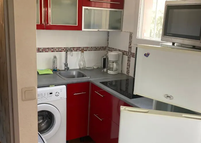 Lavandou Avec Parking Prive Proche Apartment Le Lavandou