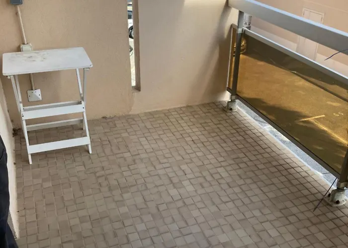 Lejlighed Lavandou Avec Parking Prive Proche *